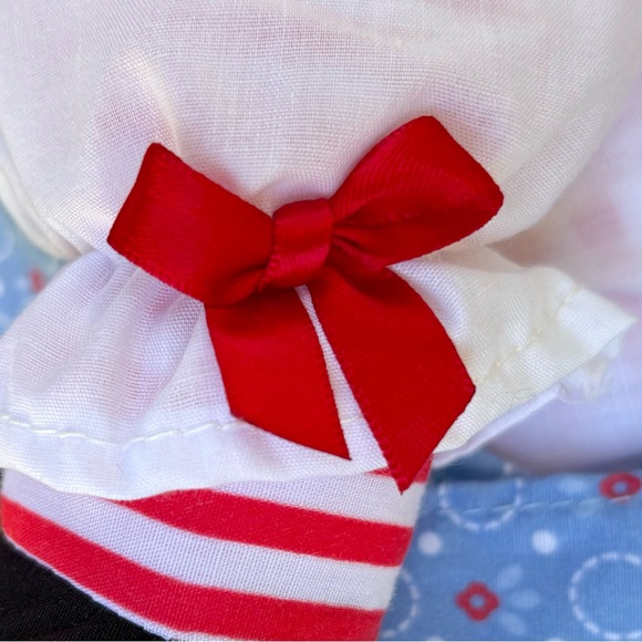 2012 Hand Made by AURORA Classic Timeless Raggedy Ann Doll Embroidered Lace Bows - Picture 11 of 16